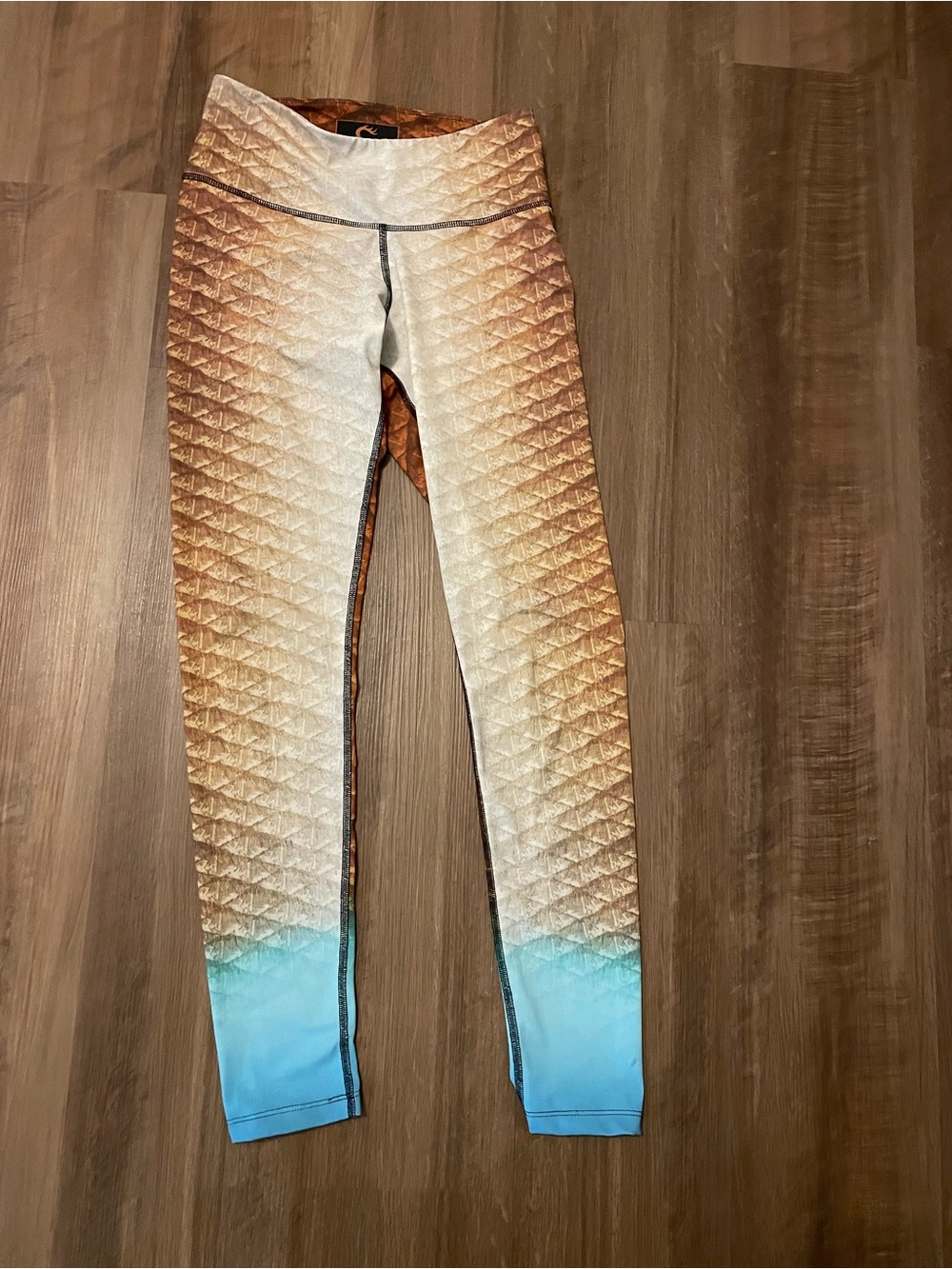 Women’s camogirl redfish leggings